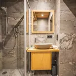 Alpine Essence Luxury In Zell Am Center *